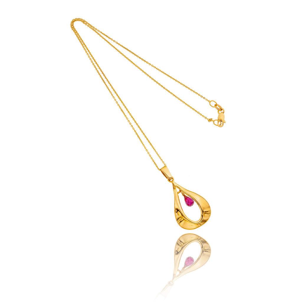 18K Yellow Gold Pear Shape Drop Pendant  With A Briolette Garnet & Gold Chain Default Title